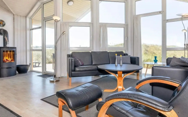 10 Person Holiday Home in Lokken