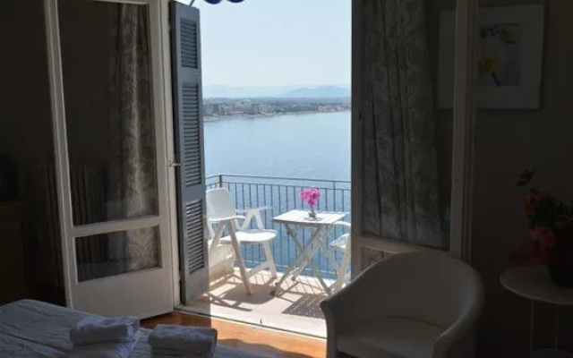 Hotel Theoxenia