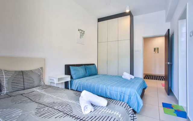 OwnAStay Midhill by Symphony Suite