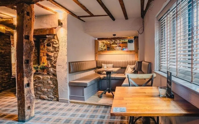 Lovely 1-bed Loft in Newport