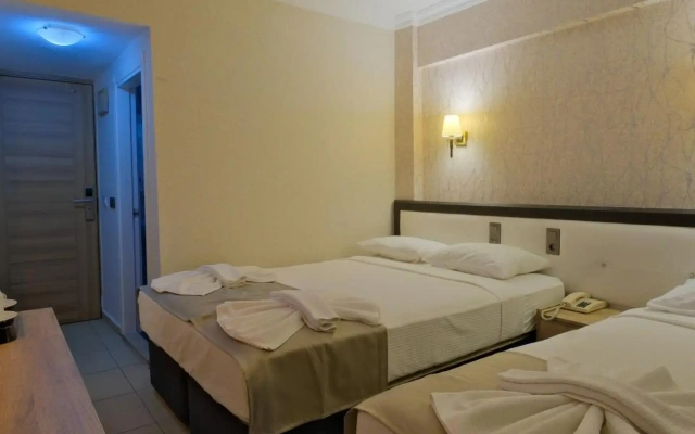 Moni Hotel