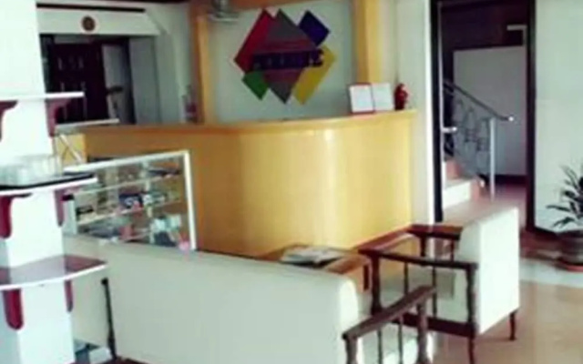 Princess Perrine Suites