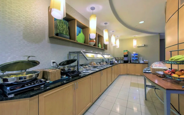 Springhill Suites Devens Common Center