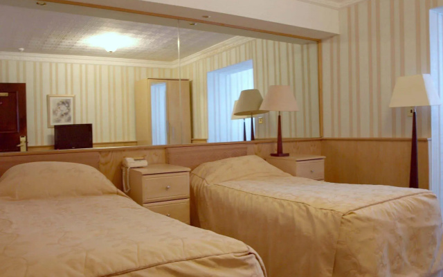Clifton Park Hotel - Exclusive to Adults