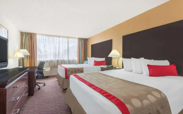 Ramada Laramie