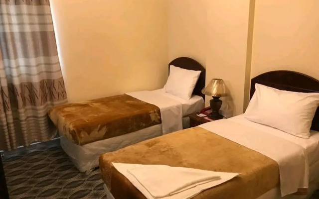 OYO 429 City Hotel