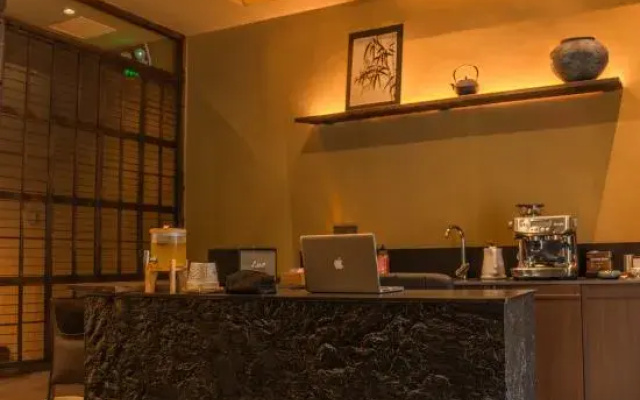 Fanlu Hotel