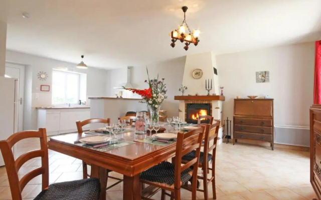 Gîte La Chapelle-Souëf, 4 pièces, 6 personnes - FR-1-497-91