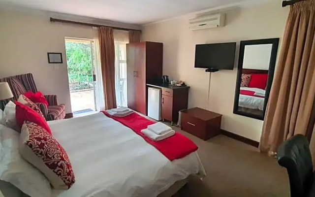 Acacia Lodge
