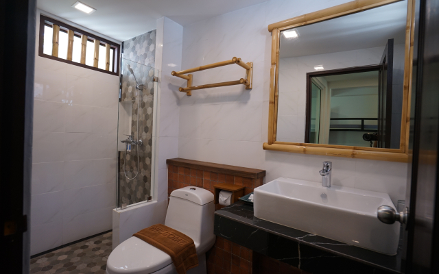 Отель Southern Lanta Resort