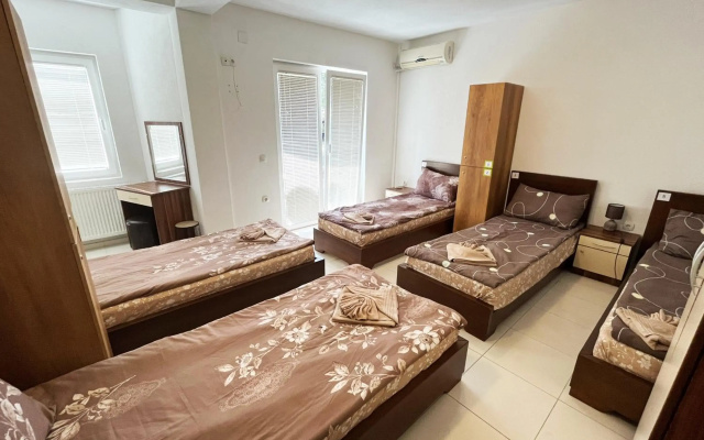 Majap hostel