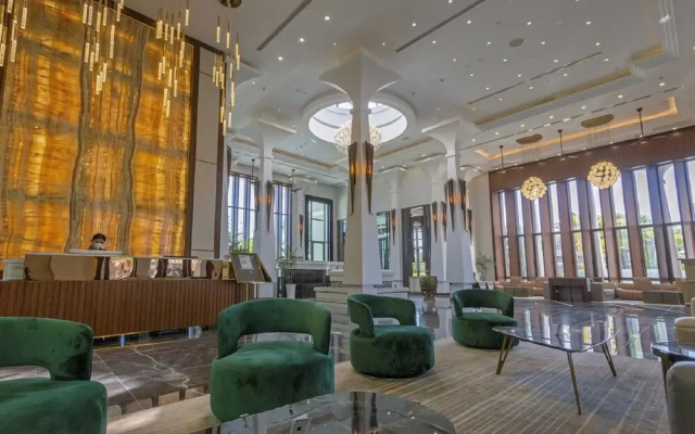 Castle Bayview Resort & Spa