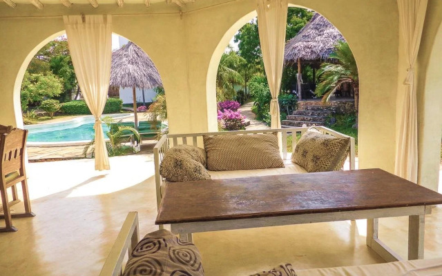 Lions House Boutique Hotel