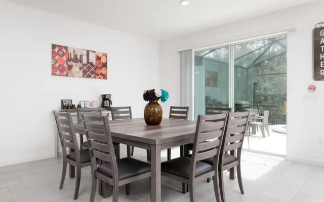 Incredible large home minutes from Disney