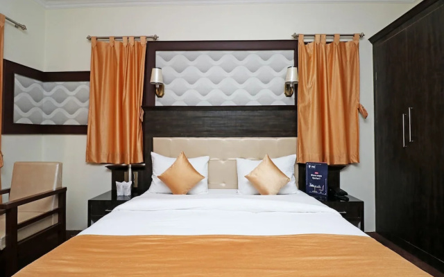 Oyo 22081 Hotel Shree Mazda