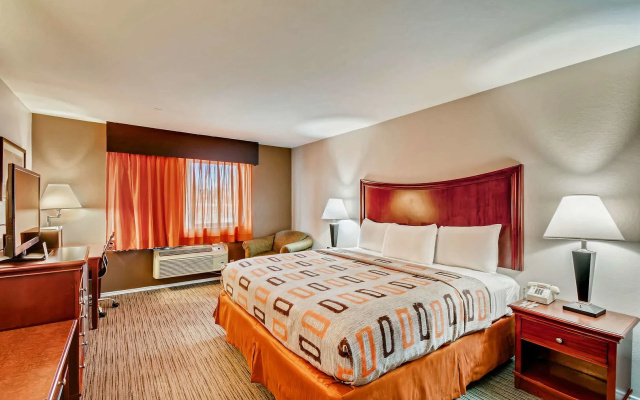 Orangewood Inn & Suites Midtown