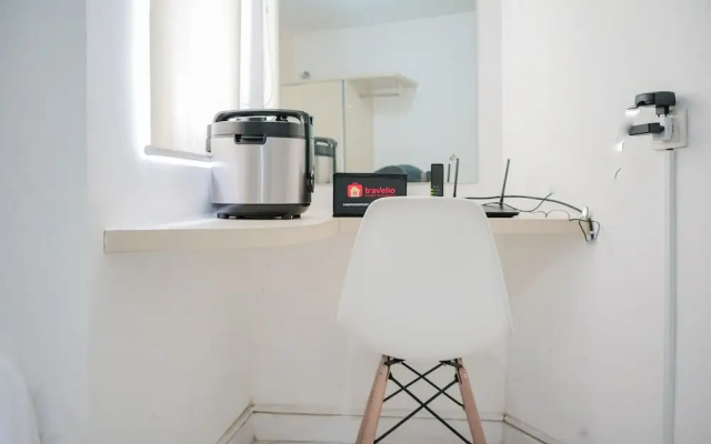 Comfy and Stylish Studio Apartment at Aeropolis Residence 2