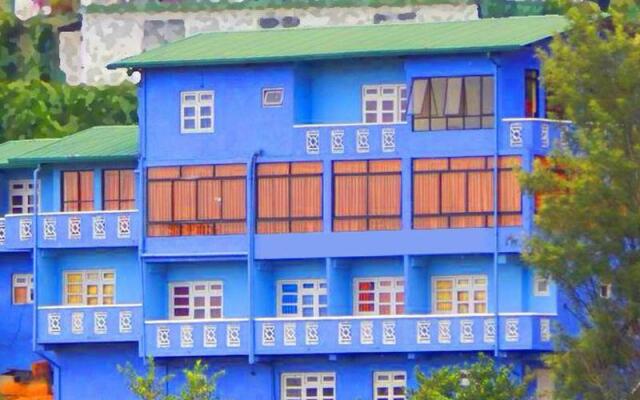Отель Lark Nest Hotel Шри-Ланка, Амбевелла - отзывы, цены и фото номеров - забронировать отель Lark Nest Hotel онлайн вид на фасад