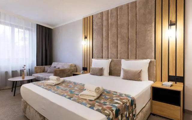 Light Hotel