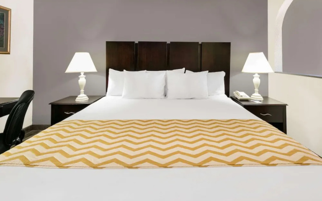 Travelodge By Wyndham Norman