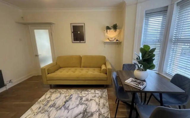 Heathfield Garden Retreat