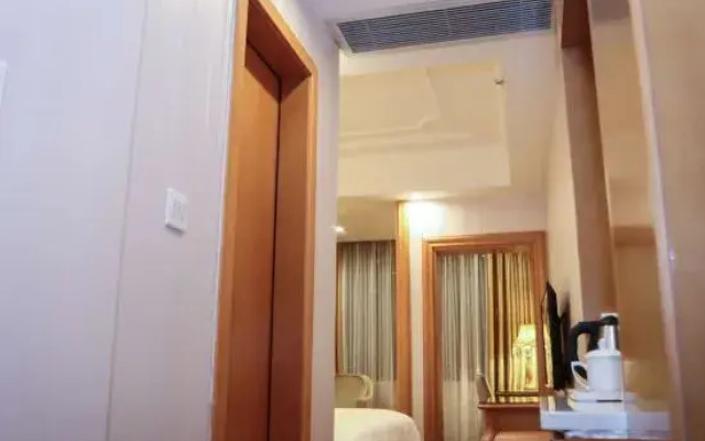 Puyang Baijin Hotel