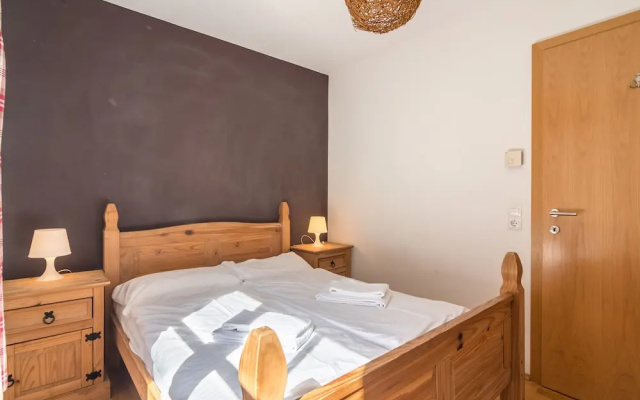 Stunning Apartment in Rauris by the Forest