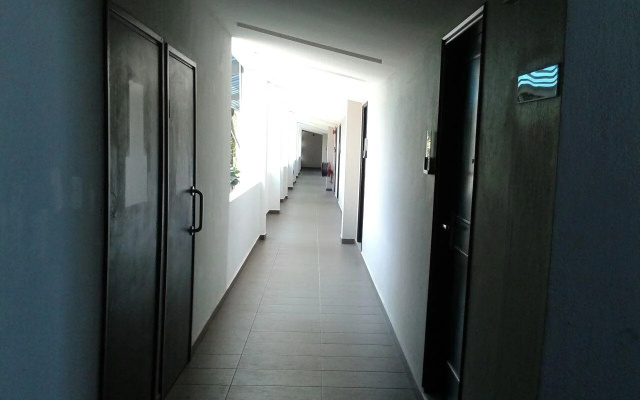 Straits View Hotel