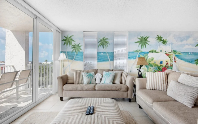Dolphin Point #406c