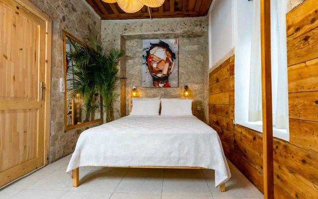 Woodstock Alaçatı