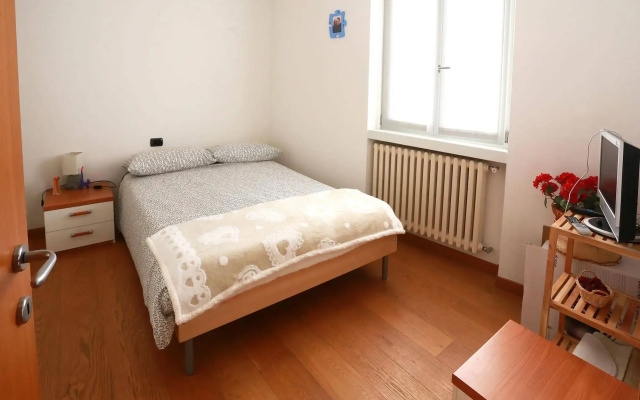 The Lake Apartment