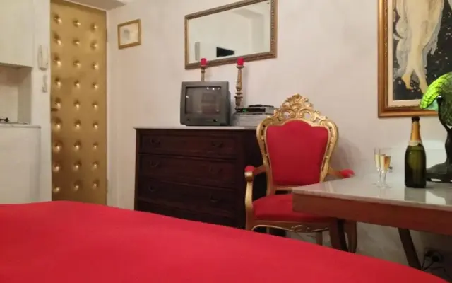 Isoco Guest House