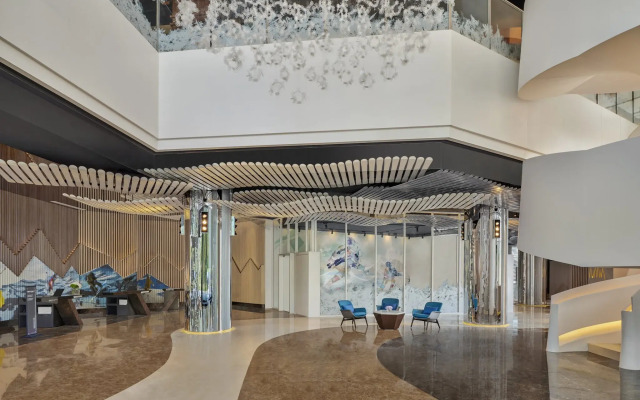 Crowne Plaza Shanghai Snow World by IHG
