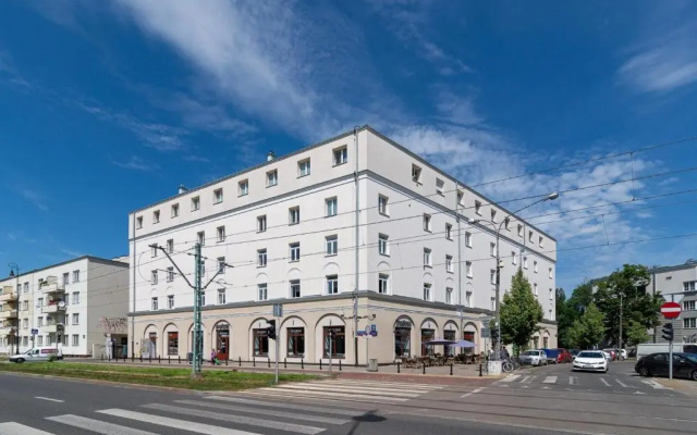 Rent like home - Plac Inwalidów 10