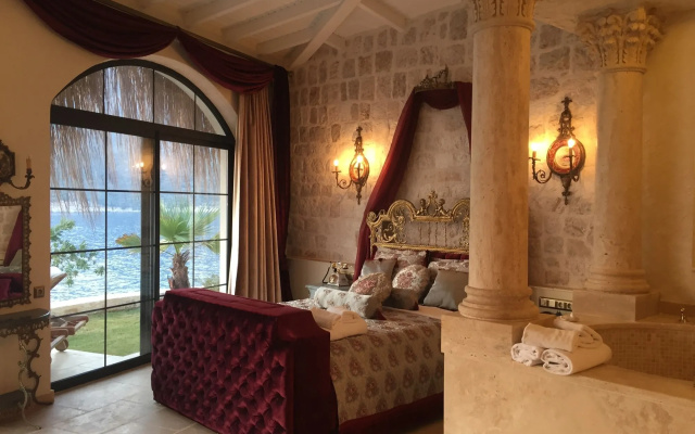 Lukka Exclusive Hotel - Adult Only +12