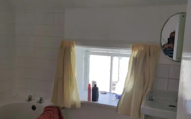 Lovely 4-bed Apartment in Mullaghbawn Newry