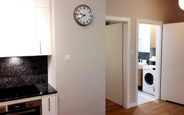 Modern & quiet in Royal Wilanów with Netflix