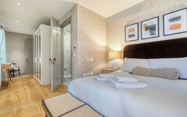 Luxury flats near Big Ben and London Eye
