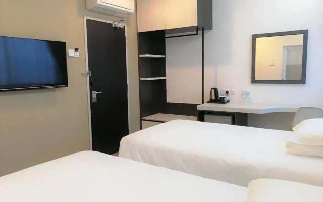 Legacy Hotel