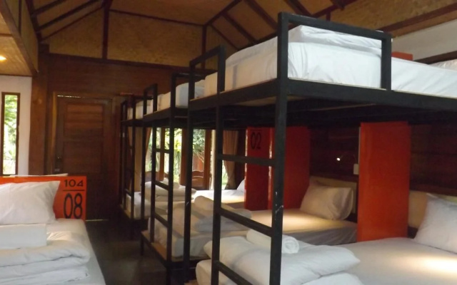 Mad Monkey Hostel Pai