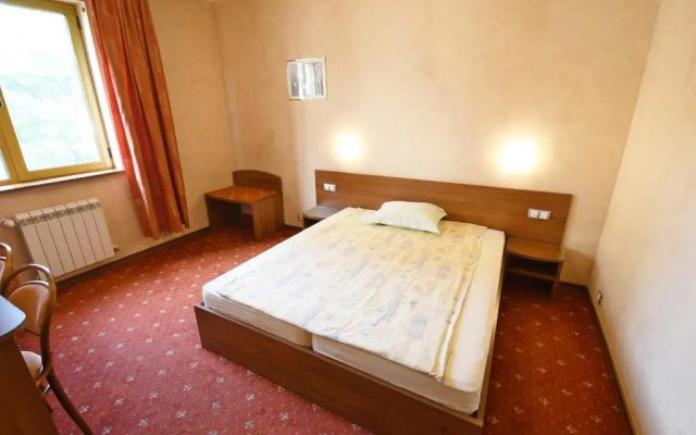 Hotel Rai