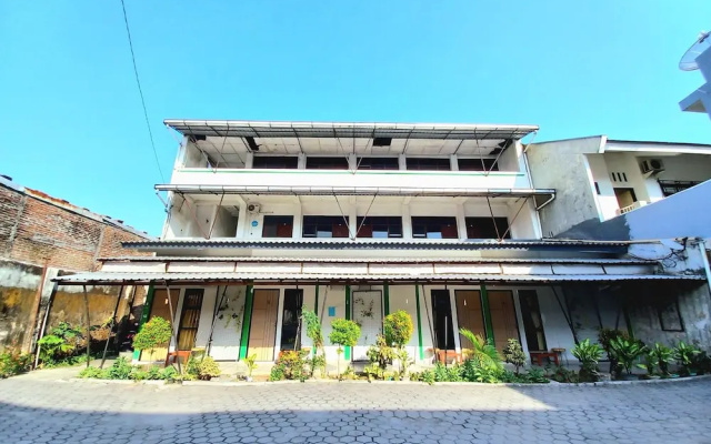 Hotel Kili Suci by Simply Homy