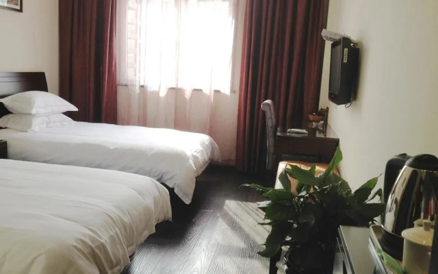 Bairong Business Hotel(尚品电竞酒店(温州科技学院店))