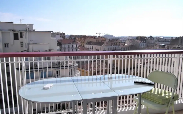 Welcome to Cannes - Le Corail
