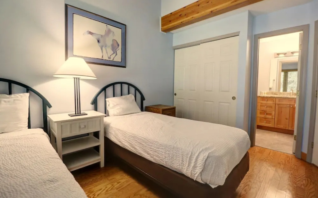 Woods21 Townhome 3 Bedroom Townhouse