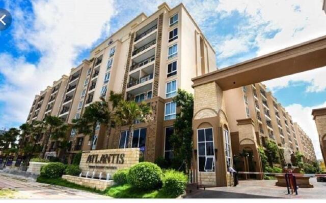 Отель Atlantis Condo Pattaya by Panissara Таиланд, Паттайя - отзывы, цены и фото номеров - забронировать отель Atlantis Condo Pattaya by Panissara онлайн вид на фасад