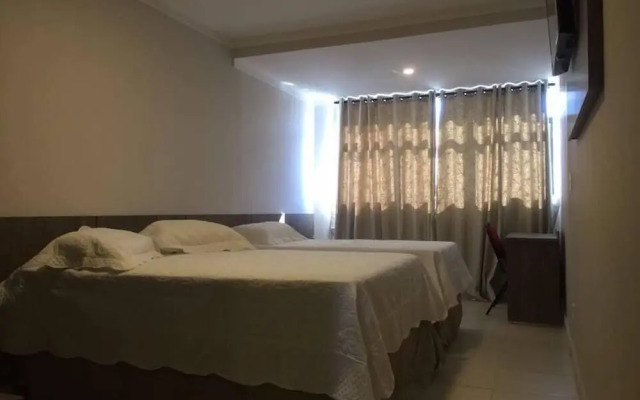 Village Plaza Hotel
