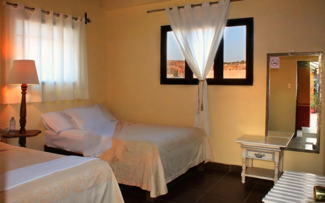 Hotel Allende