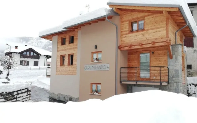 Casa Mirandola