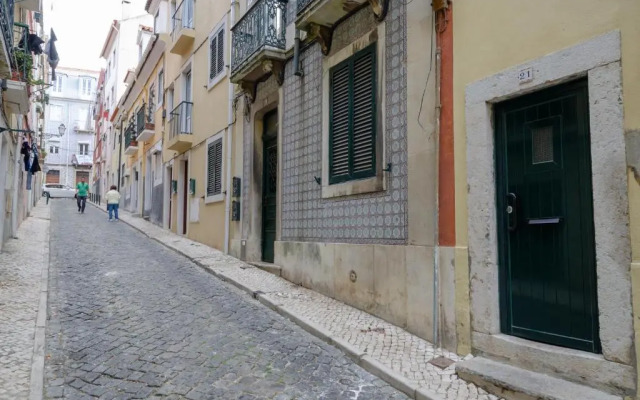 118 D - Roof House in Avenida - Lisbon